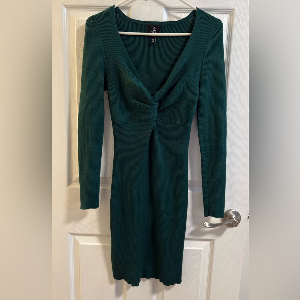 Derek Heart Deep Green Long Sleeve Dress
